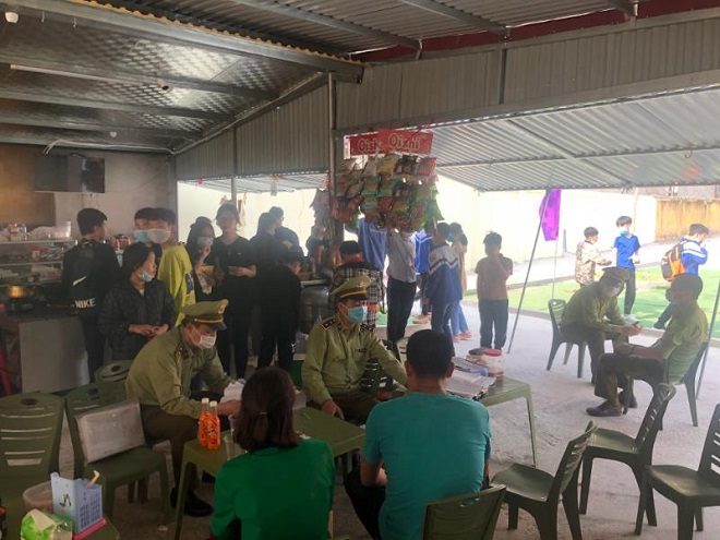 Lạng Sơn: Phát hiện 10 cơ sở kinh doanh hàng hóa quá hạn sử dụng