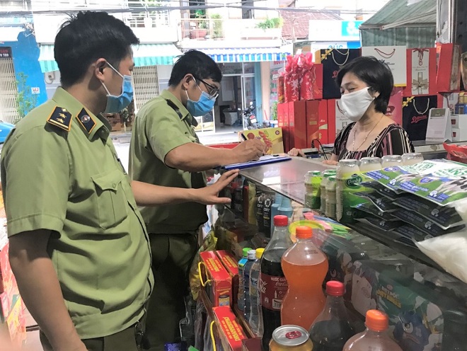 Quảng Nam: Xử phạt 130 cơ sở kinh doanh trong đợt cao điểm kiểm tra, kiểm soát thị trường Tết 2021