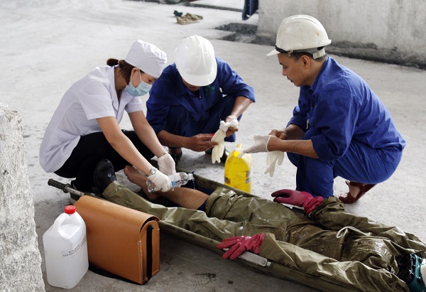 Hướng dẫn sơ cấp cứu trong tình huống giả định tai nạn lao động