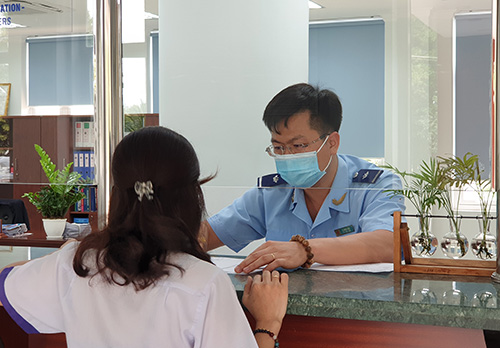 Bình Dương: Cục Hải quan thu ngân sách đạt hơn 2.299 tỷ đồng
