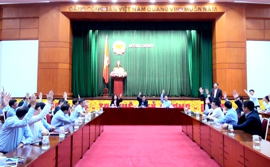 Bộ trưởng Bộ Tài chính Đinh Tiến Dũng ứng cử Đại biểu Quốc hội khóa XV với 100% đại biểu tán thành