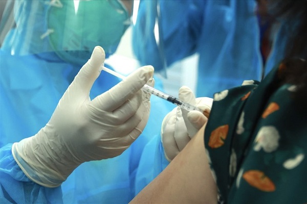 Bộ Y tế yêu cầu điều tra nguyên nhân các ca phản ứng nặng sau tiêm vaccine Covid-19