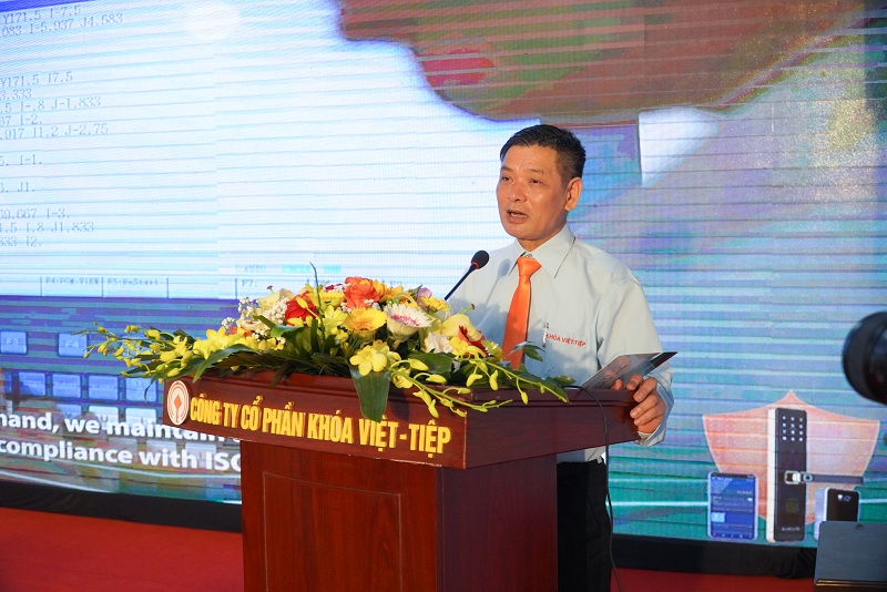 Ông Lương Văn Thắng, Chủ tịch HĐQT Công ty Khóa Việt-Tiệp phát biểu