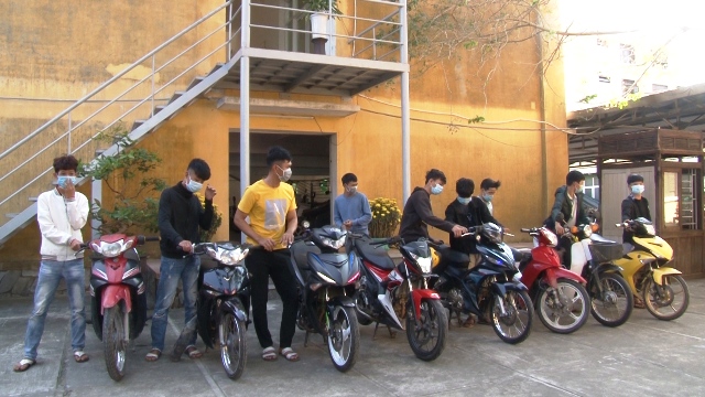 Huế: Xử lý nghiêm nạn xe máy đánh võng, lạng lách, nẹt pô