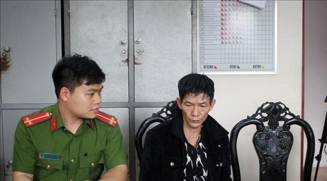 Hòa Bình: Bắt giữ hai đối tượng vận chuyển trái phép 6 bánh heroin