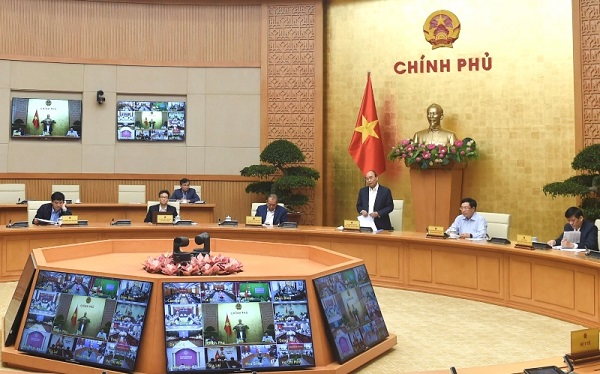 Thủ tướng Chính phủ Nguyễn Xuân Phúc chủ trì hội nghị.