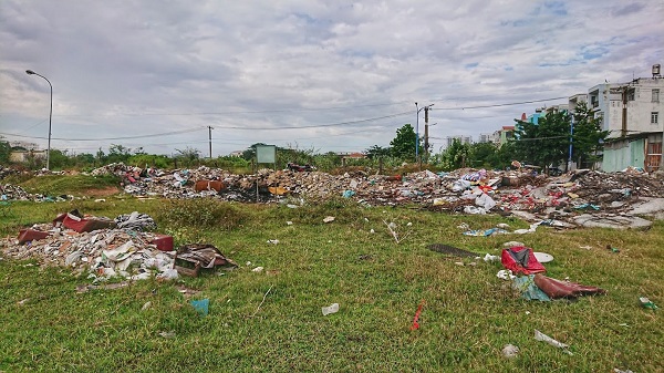 Sau gần 20 năm, khu TĐC phường Tân Thới Nhất rộng 38ha chỉ là bãi đất trống chứa đầy rác thải
