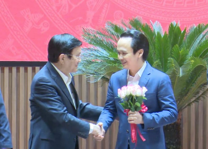 Nguyên Chủ tịch nước Trương Tấn Sang và ông Trịnh Văn Quyết tại Lễ phát động