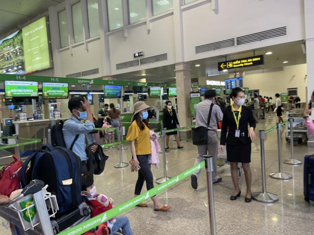 Hà Nội: Đã truy vết được 76 người đi cùng chuyến bay VJ458