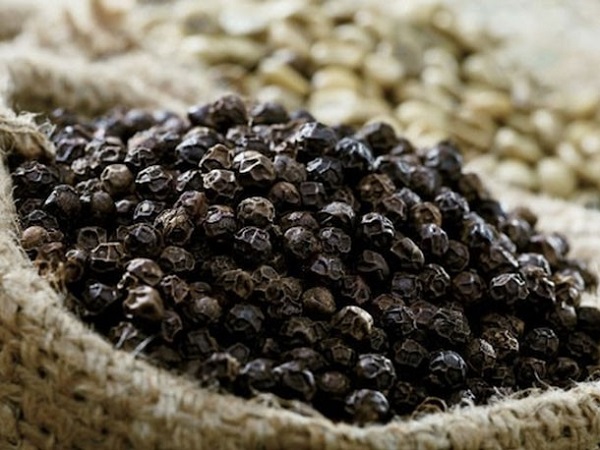 Giá tiêu ngày 27/3: Tăng nhẹ, giao dịch quanh mức 72.000 - 75.000 đồng/kg