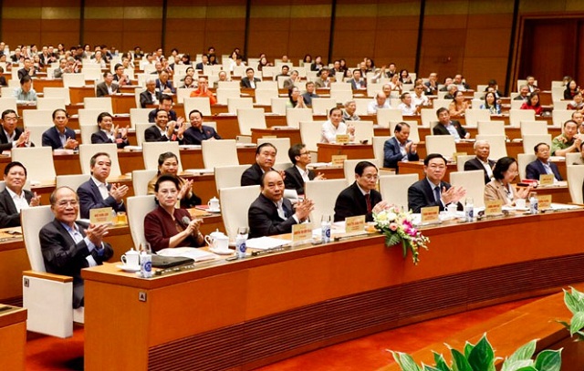 Các đồng chí lãnh đạo, nguyên lãnh đạo Đảng, Nhà nước, lãnh đạo bộ, ngành Trung ương, địa phương dự hội nghị tại điểm cầu chính tại Phòng họp Diên Hồng, Nhà Quốc hội, Thủ đô Hà Nội.