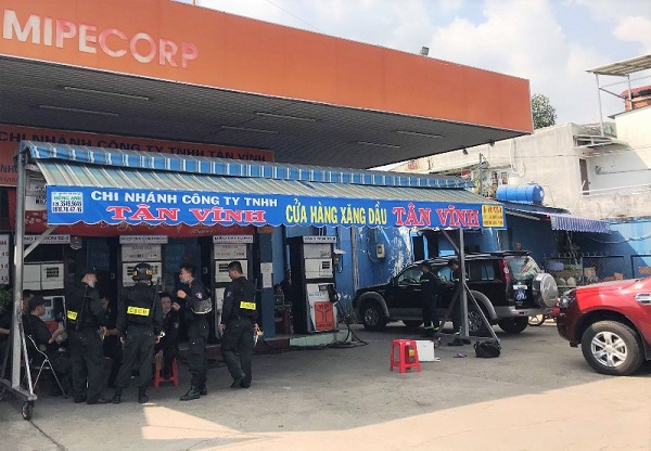 Đồng Nai: Tiếp tục bắt giữ 2 đối tượng trong đường dây làm giả xăng