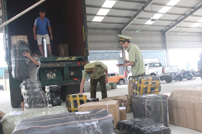 Lực lượng QLTT Thanh Hóa kiểm rea hàng hóa vi phạm
