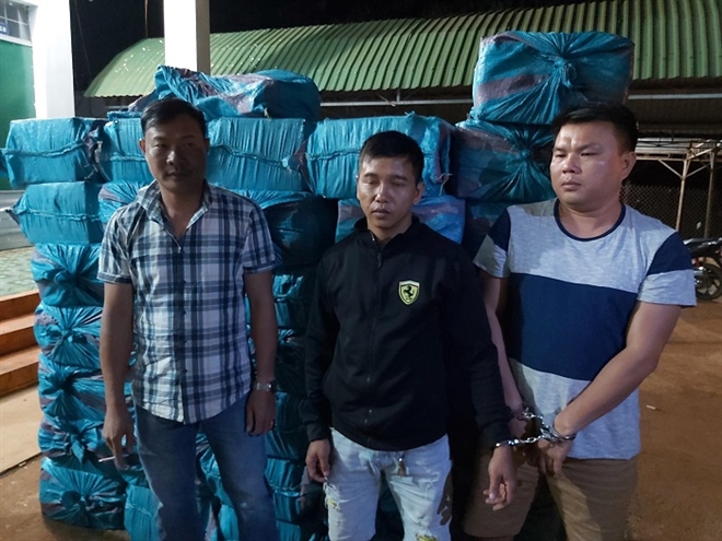 Đắk Lắk: Khởi tố vụ mua bán, vận chuyển 18.000 bao thuốc lá lậu