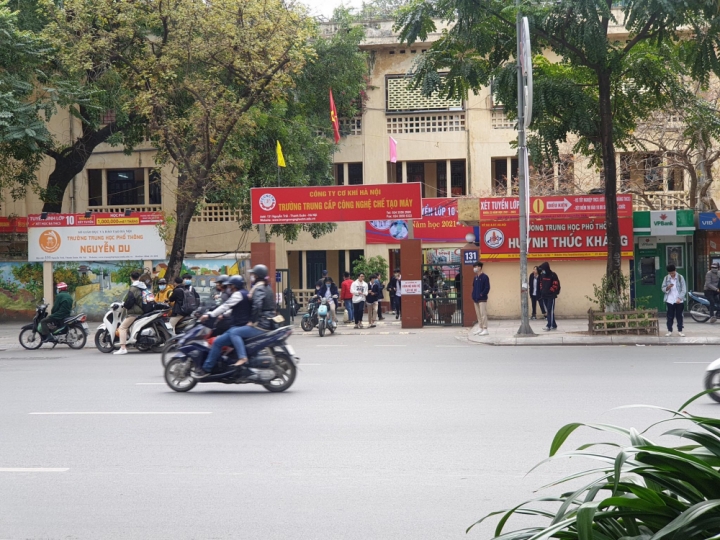 Hà Nội: Nhiều trường THPT không đảm bảo tiêu chí về cơ sở vật chất nhưng vẫn dạy học?