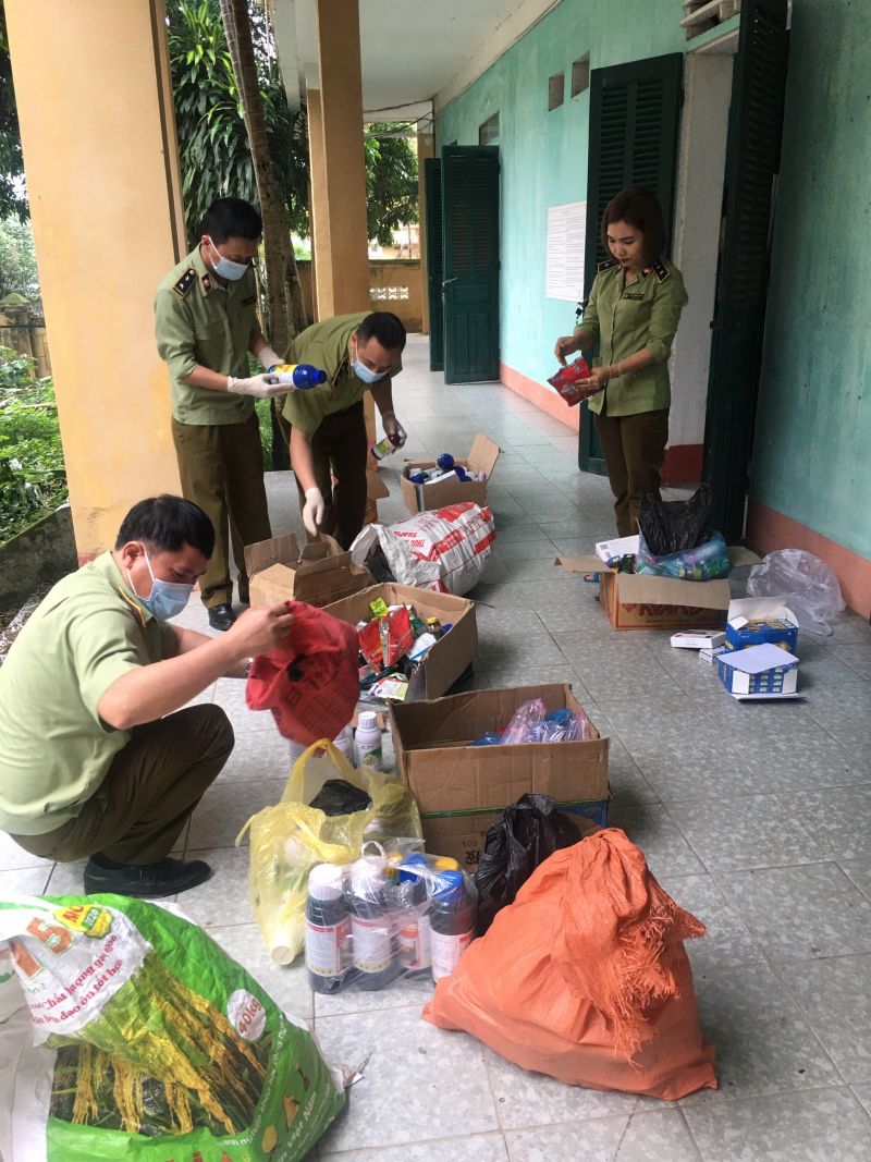 Thu giữ hơn 100 kg thuốc Bảo vệ thực vật không rõ nguồn gốc xuất xứ