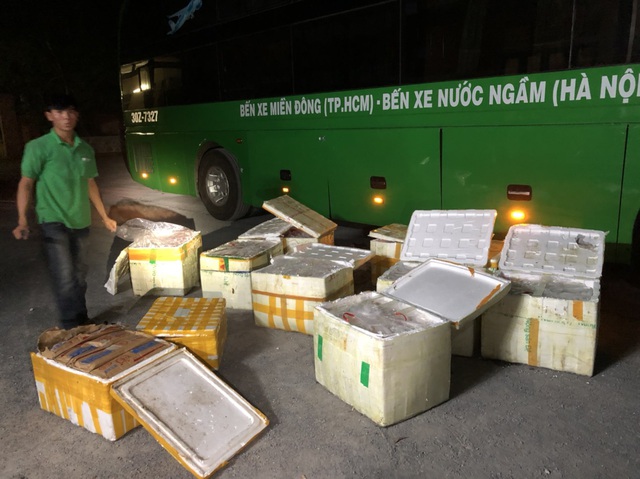 Nghệ An: Bắt giữ gần 1 tấn nội tạng trâu bò hôi thối không rõ nguồn gốc