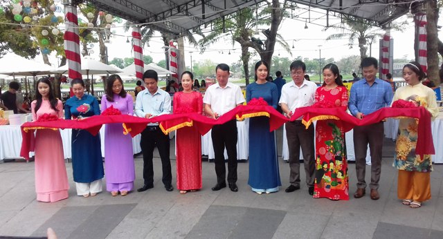 Huế: Khai mạc "Hội sách ALPHA BOOK 2021”