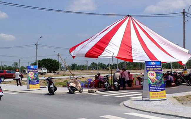 Kiểm soát chặt tín dụng trước cơn sốt bất động sản