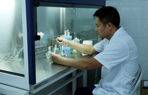 Ứng dụng chế phẩm sinh học để phát triển nông nghiệp an toàn