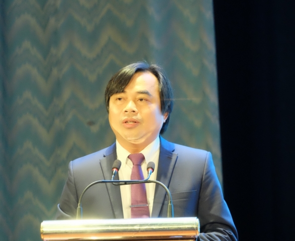 Ông Tô Văn Hùng - Giám đốc Sở TNMT phát biểu tại buổi họp báo Ông Tô Văn Hùng - Giám đốc Sở TNMT phát biểu tại buổi họp báo