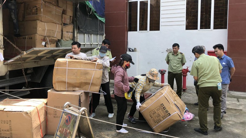 Lào Cai: Thu giữ hơn 12.000 sản phẩm đồ chơi trẻ em không rõ nguồn gốc