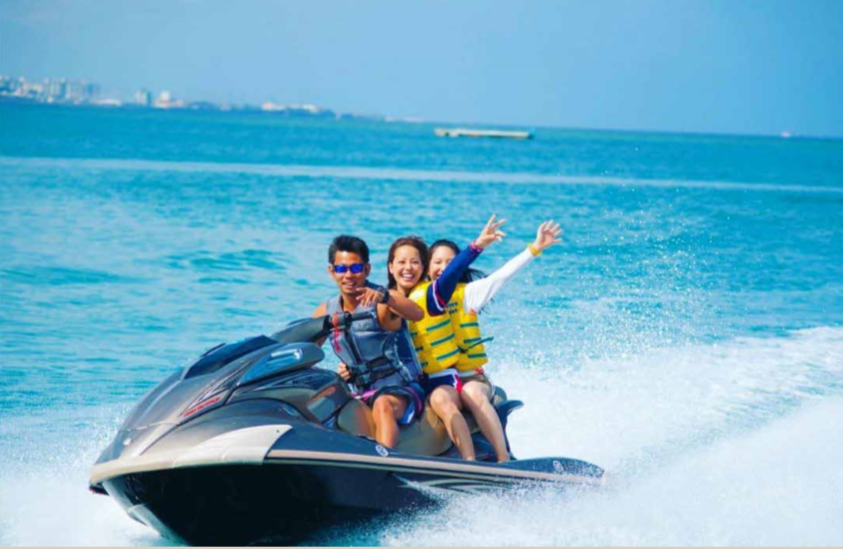 Tắm biển, thử sức motor nước,… sẽ là những hoạt động biển đặc quyền của cư dân Thành phố biển hồ Tắm biển, thử sức motor nước,… sẽ là những hoạt động biển đặc quyền của cư dân Thành phố biển hồ