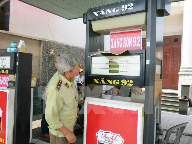 Công ty TNHH MTV Huỳnh Công Minh (Tây Ninh): Bị xử phạt gần 300 triệu đồng vì bán xăng dầu kém chất lượng