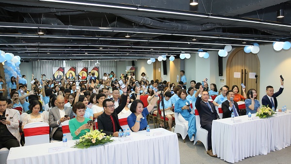 “Sứ Giả Yêu Thương” - làn gió mới làm tươi mát cho thị trường Bảo hiểm nhân thọ