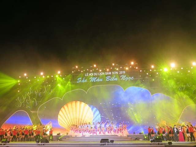 Chương trình nghệ thuật Lễ hội du lịch biển Sầm Sơn năm 2019 với chủ đề “Sắc màu biển ngọc”