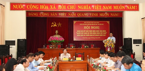 Phó Bí thư Thường trực Tỉnh ủy Phạm Hoàng Anh phát biểu tại hội nghịhội nghị đánh giá kết quả thực hiện Cuộc vận động “Người Việt Nam ưu tiên dùng hàng Việt Nam” năm 2020 và triển khai nhiệm vụ năm 2021.