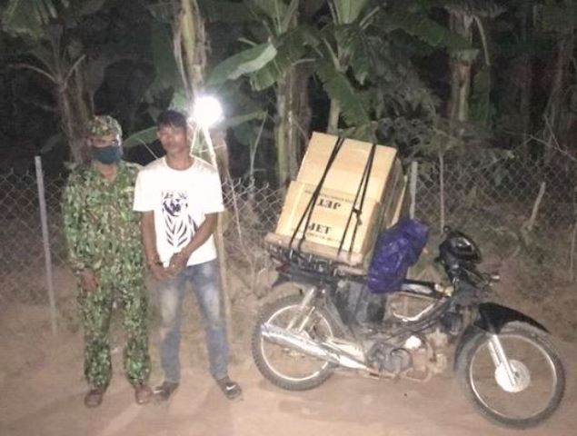 Bộ đội Biên phòng Quảng Trị: Bắt giữ đối tượng vận chuyển 2.000 viên ma túy tổng hợp và thuốc lá lậu