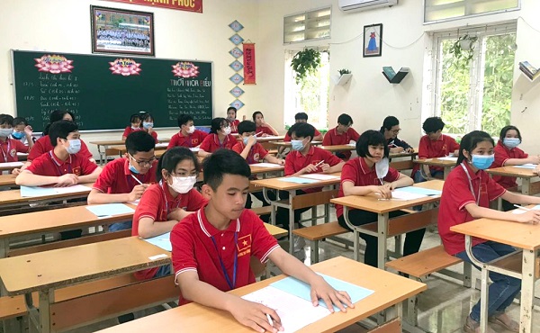 Các thí sinh điền nội dung thông tin chuẩn bị làm bài this