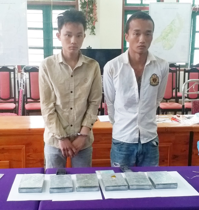 Lào Cai: Khởi tố hai đối tượng vận chuyển 6 bánh heroin