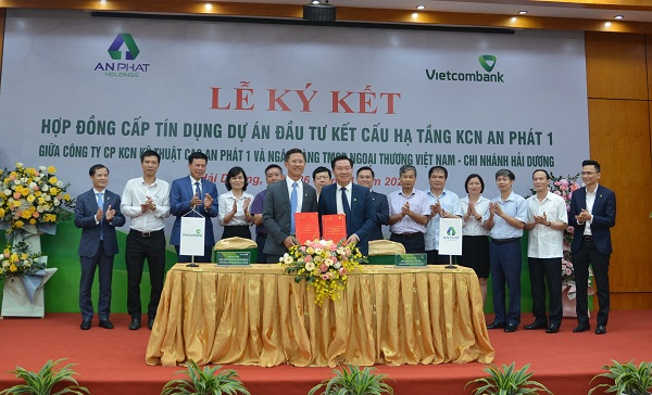 Vietcombank Hải Dương ký kết hợp đồng cấp tín dụng 1.200 tỷ đồng với Công ty CP KCN kỹ thuật cao An Phát 1