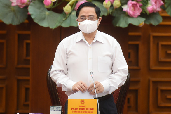 Thủ tướng Phạm Minh Chính chủ trì cuộc họp khẩn về phòng chống COVID-19