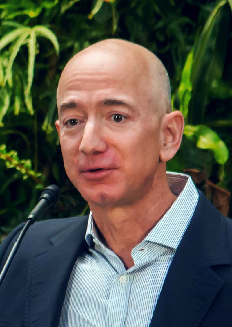 Jeffrey Preston Bezos: Tỷ phú giàu nhất hành tinh
