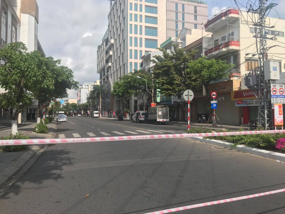 Một F1 nghi mắc COVID-19, Đà Nẵng phong tỏa một số khu vực quanh quán bar New Phương Đông