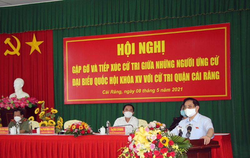 Thủ tướng Phạm Minh Chính tiếp xúc cử tri tại quận Cái Răng