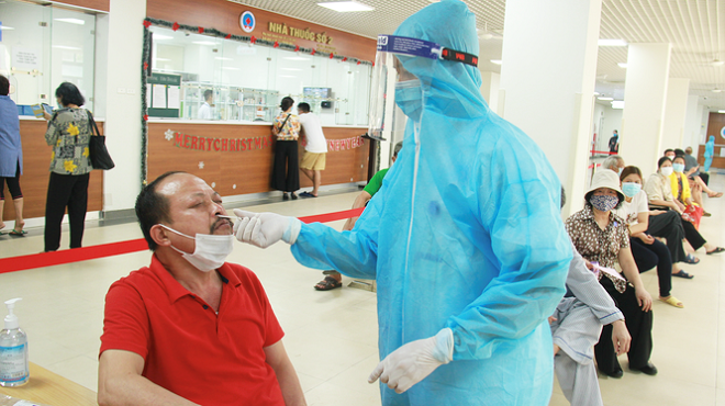 Tối 10/5, thêm 17 ca mắc Covid--19