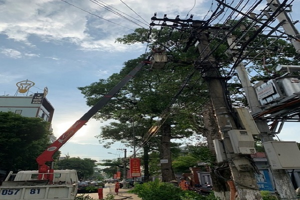 Công ty Điện lực Hà Nam: Đảm bảo cung cấp điện an toàn - ổn định mùa nắng nóng 2021