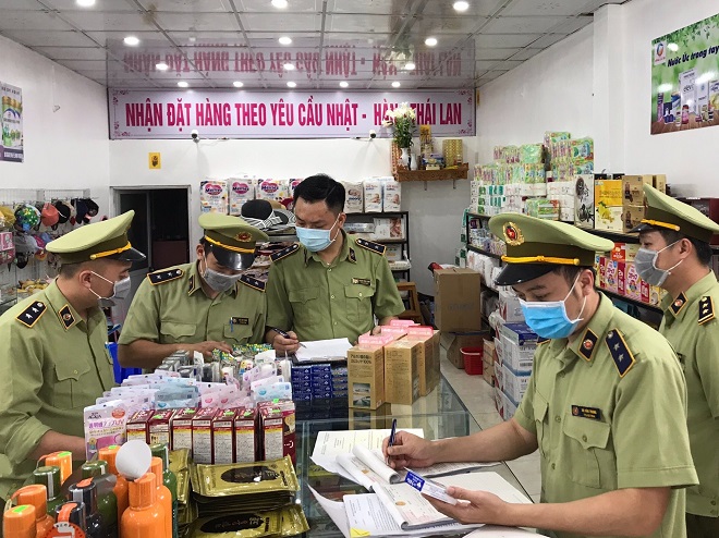 Lạng Sơn: Tiếp tục thu giữ nhiều sản phẩm mỹ phẩm nhập lậu