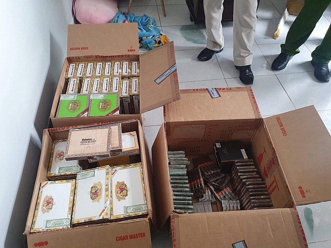 Đẩy mạnh công tác chống buôn lậu, vận chuyển, kinh doanh trái phép xì gà