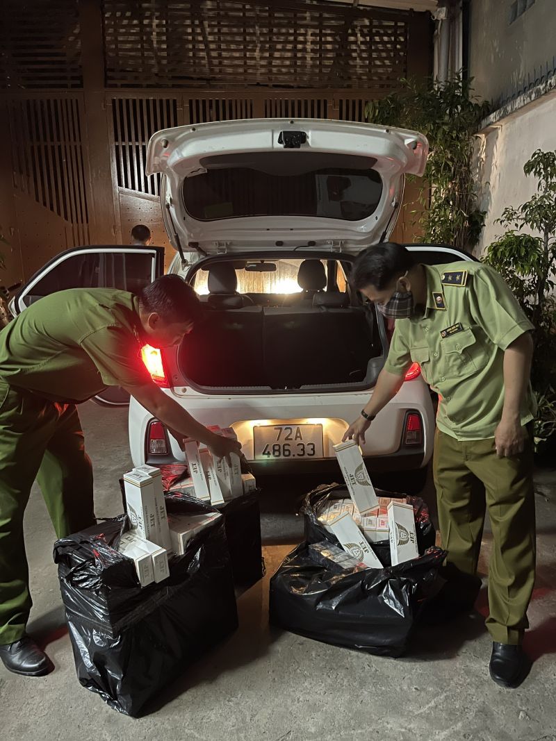 TP.HCM: Thu giữ gần 1.500 bao thuốc lá điếu không hóa đơn chứng từ