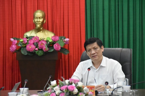 GS.TS Nguyễn Thanh Long, Bộ trưởng Bộ Y tế phát biểu tại cuộc họp (Ảnh: Khôi Nguyễn)