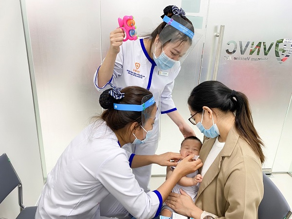 VNVC Đồng Hới ra đời mang đến nhiều loại vắc xin chất lượng, bình ổn giá cho trẻ em và người lớn tỉnh Quảng Bình