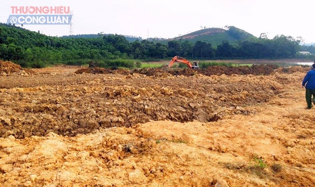 Tình trạng đất nông nghiệp đang bị san lấp tràn tại xã Ngọc Thanh
