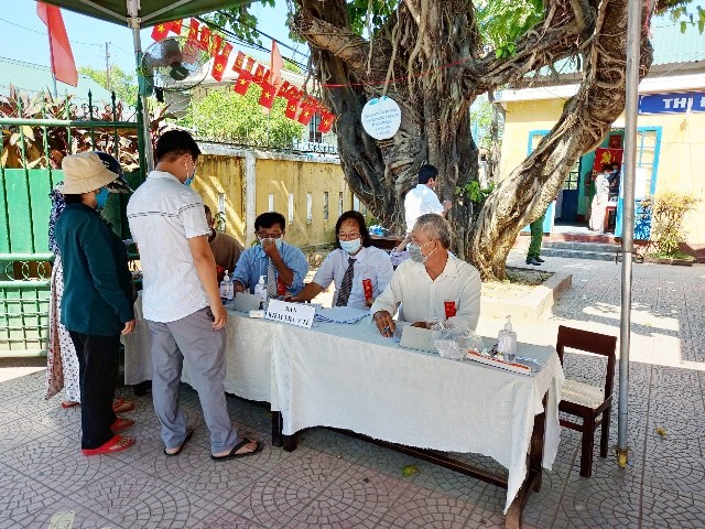 Thừa Thiên Huế: Đến 11 giờ, gần 90% cử tri đi bỏ phiếu, nhiều khu vực đạt tỉ lệ 100%