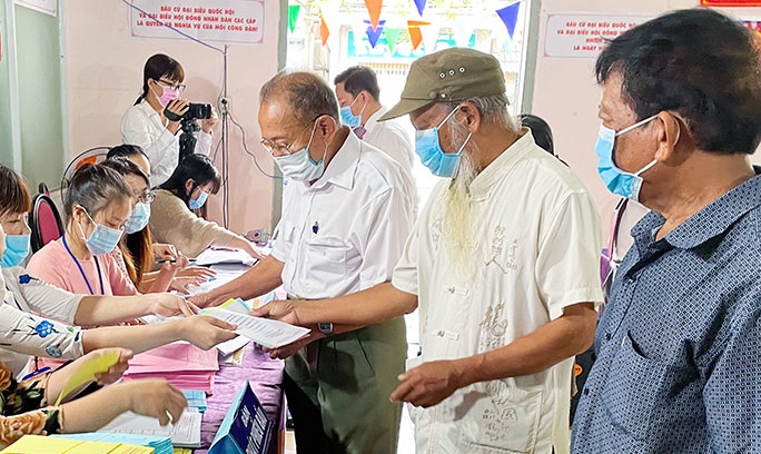 Gần 2,3 triệu cử tri Đồng Nai hân hoan đi bầu cử