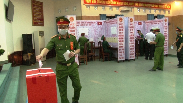 Huế: Triển khai các phương án đảm bảo an ninh trật tự tại các điểm bầu cử